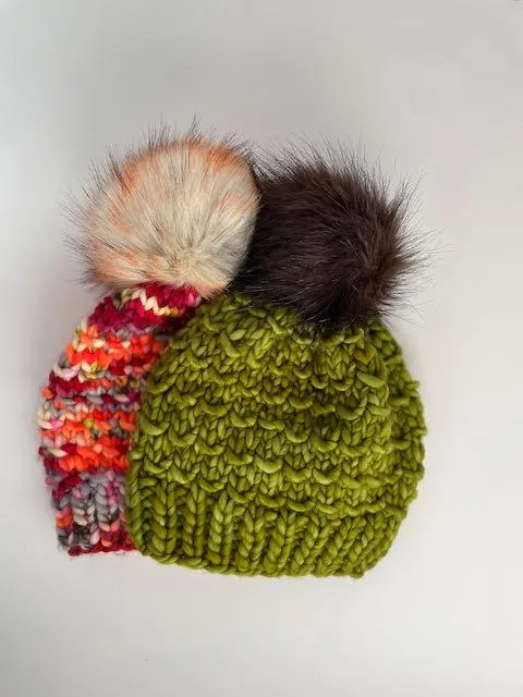 Bamboo Beanie in Lettuce/espresso pom