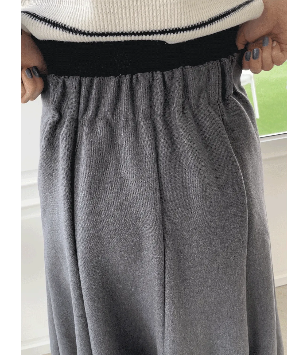 Fleece Lined Pintuck Banding Skirt